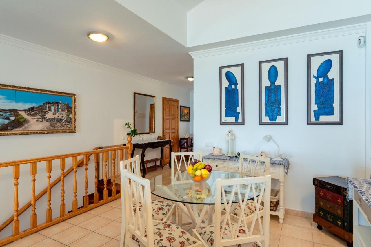 Villa Marina II Beachfront Corralejo By Holidays Home Екстериор снимка